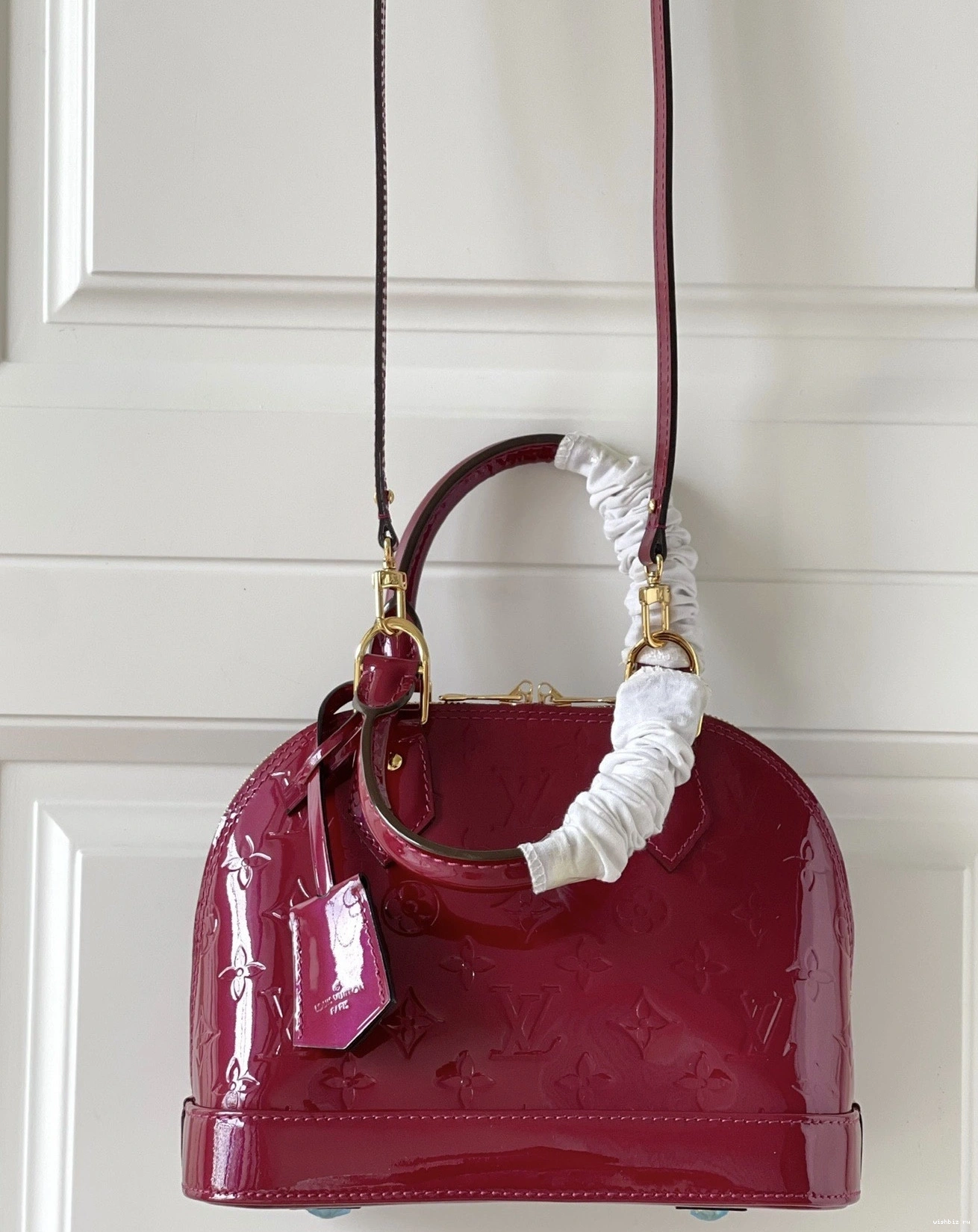 WIS LOUIS ALMA VUITTON BB 1110